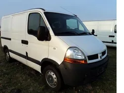 Weiß Gebraucht 2006 Renault Master Van | 8.990 € (Teuer)