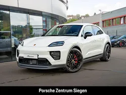 Weiß Neu 2025 Porsche Macan SUV | 128.850 €