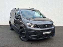 Grau Gebraucht 2022 Peugeot Rifter Active Van / Kleinbus | 14.970 € (Fairer Preis)