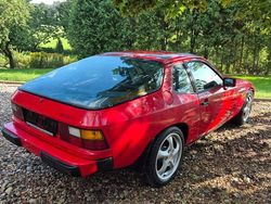 Rot Gebraucht 1981 Porsche 924 Coupé | 3.924 €