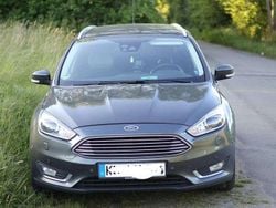 Grau Gebraucht 2016 Ford Focus Titanium Kombi | 7.700 € (Fairer Preis)