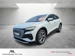 Gletscherweiß (metallic) Gebraucht 2024 Audi e-tron SUV | 45.385 € (Fairer Preis)