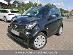 Schwarzuni Gebraucht 2018 Smart ForTwo Coupé Coupé | 9.950 € (Fairer Preis)