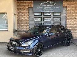 Blau Gebraucht 2011 Mercedes C200 AMG Limousine | 11.880 € (Teuer)