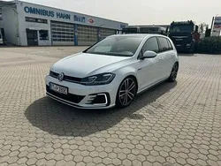 Weiß Gebraucht 2020 VW Golf VII Edition Limousine | 22.990 € (Etwas zu teuer)