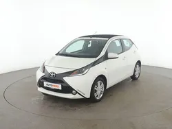 Weiß Gebraucht 2015 Toyota Aygo X-wave Kleinwagen | 8.040 € (Fairer Preis)