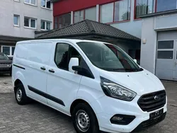 Weiß Gebraucht 2021 Ford Transit Custom Van / Kleinbus | 11.950 €