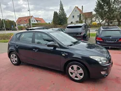 Schwarz Gebraucht 2010 Hyundai i30 Comfort Limousine | 3.300 € (Guter Preis)