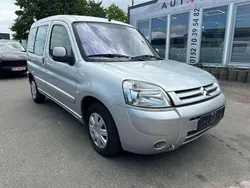 Gris aluminium Gebraucht 2008 Citroën Berlingo Van / Kleinbus | 2.980 € (Fairer Preis)
