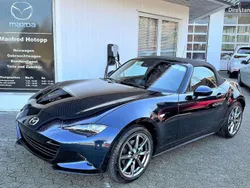 Deep crystal blue Gebraucht 2023 Mazda MX5 Kazari Cabrio | 33.285 € (Etwas zu teuer)