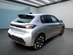 Grau Neu 2025 Peugeot 208 Allure Kleinwagen | 18.499 € (Guter Preis)