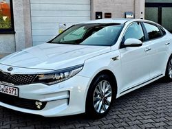 Weiß Gebraucht 2016 Kia Optima Spirit Limousine | 9.900 € (Fairer Preis)