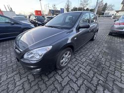 Grau Gebraucht 2007 Hyundai i30 Comfort Limousine | 1.190 € (Etwas zu teuer)
