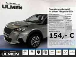 Grau Gebraucht 2022 Peugeot e-2008 Active SUV | 18.485 € (Guter Preis)