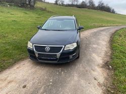 Schwarz Gebraucht 2007 VW Passat Kombi | 1.950 € (Guter Preis)