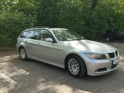Grau Gebraucht 2006 BMW 320 Kombi | 3.800 € (Etwas zu teuer)