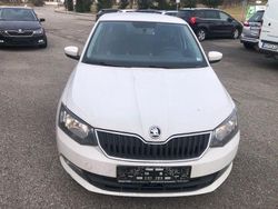 Weiß Gebraucht 2018 Skoda Fabia Active Kleinwagen | 7.700 € (Superpreis)