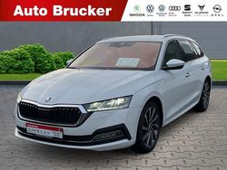 Weiss Gebraucht 2022 Skoda Octavia Style Kombi | 18.960 € (Teuer)