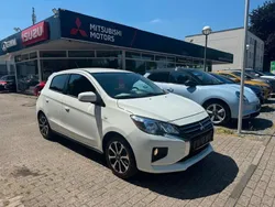 Weiß Gebraucht 2021 Mitsubishi Space Star Spirit+ Limousine | 10.950 € (Fairer Preis)