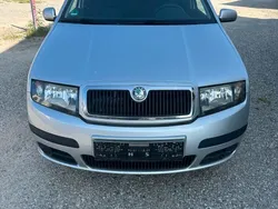 Grau Gebraucht 2006 Skoda Fabia Kombi | 1.100 € (Guter Preis)