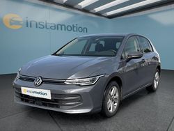 Grau Gebraucht 2024 VW Golf VIII Kleinwagen | 25.599 € (Guter Preis)