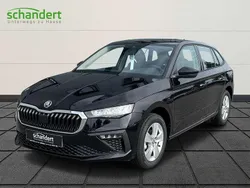 Blackmagic perleffekt (schwarz) metallic Gebraucht 2024 Skoda Scala Essence Kleinwagen | 21.490 € (Fairer Preis)