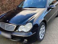 Schwarz Gebraucht 2004 Mercedes C230 Limousine | 2.200 € (Superpreis)