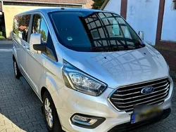 Silber Gebraucht 2019 Ford Tourneo Custom Van / Kleinbus | 21.000 € (Etwas zu teuer)