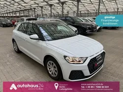 Weiß Gebraucht 2021 Audi A1 Sportback Basis Kleinwagen | 16.690 € (Superpreis)