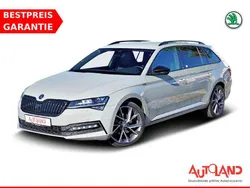 Grau Gebraucht 2021 Skoda Superb SportLine Kombi | 32.490 € (Etwas zu teuer)