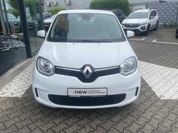 Pyrénéesweiß (weiß) Gebraucht 2021 Renault Twingo LIMITED Kleinwagen | 10.750 € (Fairer Preis)
