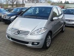 Silber Gebraucht 2008 Mercedes A170 Elegance Limousine | 8.990 € (Teuer)