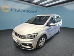 Silber Gebraucht 2024 VW Touran Van / Kleinbus | 35.649 € (Etwas zu teuer)