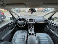 Silber Gebraucht 2016 Ford Galaxy Titanium Van / Kleinbus | 6.500 €