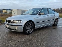 Silber Gebraucht 2002 BMW 318 Limousine | 1.000 € (Superpreis)