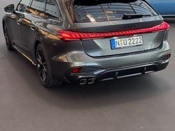 Grau Gebraucht 2024 Audi A5 Sport Kombi | 57.000 € (Fairer Preis)