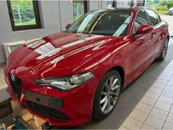 Azzurro nuvola Gebraucht 2022 Alfa Romeo Giulia Limousine | 32.700 € (Guter Preis)