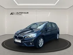 Schwarz Gebraucht 2015 BMW 220 Active Tourer Van / Kleinbus | 10.990 € (Fairer Preis)