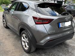 Grau Gebraucht 2020 Nissan Juke Acenta SUV | 15.600 € (Fairer Preis)