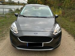 Grau Gebraucht 2018 Ford Fiesta Kleinwagen | 5.999 €