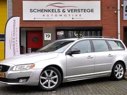 Grau Gebraucht 2015 Volvo V70 Dynamic Kombi | 13.950 €