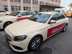 Gelb Gebraucht 2018 Mercedes E200 Limousine | 9.500 €