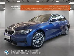 Blau Gebraucht 2022 BMW 330e Sport Line Kombi | 29.880 € (Guter Preis)