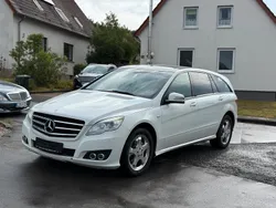 Weiß Gebraucht 2010 Mercedes R350 Van / Kleinbus | 11.990 € (Fairer Preis)