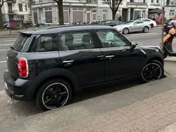 Schwarz Gebraucht 2012 Mini Cooper S Countryman SUV | 13.800 €