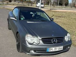 Grau Gebraucht 2003 Mercedes CLK240 Cabrio | 3.200 € (Superpreis)