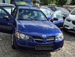 Blau Gebraucht 2003 Nissan Almera Acenta Limousine | 2.650 € (Etwas zu teuer)
