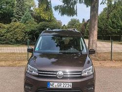 Braun Gebraucht 2016 VW Caddy Van / Kleinbus | 13.900 €