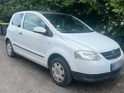 Weiß Gebraucht 2007 VW Fox Kleinwagen | 1.000 € (Guter Preis)