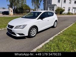 Weiß Gebraucht 2012 Seat Leon Style Limousine | 5.490 € (Etwas zu teuer)